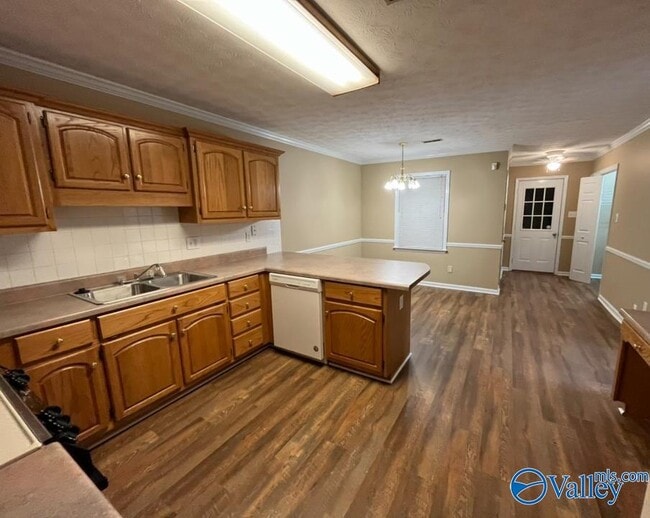 Building Photo - 2412 Harpeth Pl SW