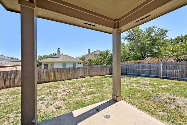 Building Photo - 166 Pecanwood N