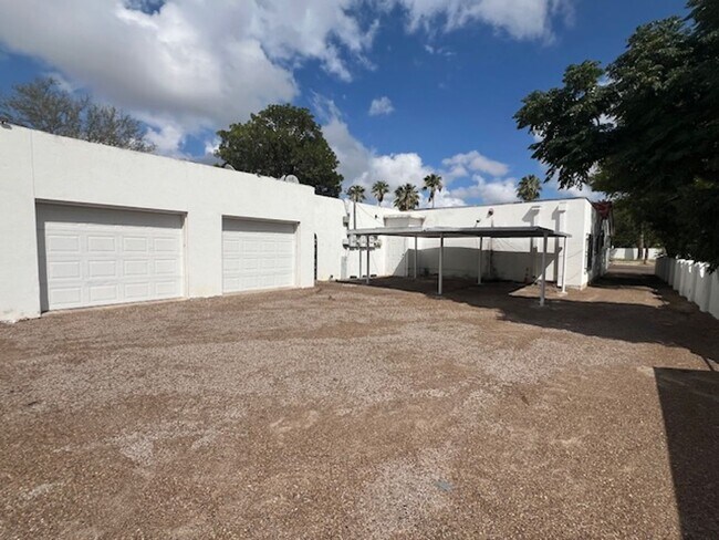Building Photo - 1717 Clark Blvd