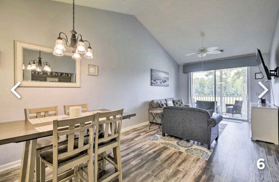 Building Photo - 654 River Oaks Dr