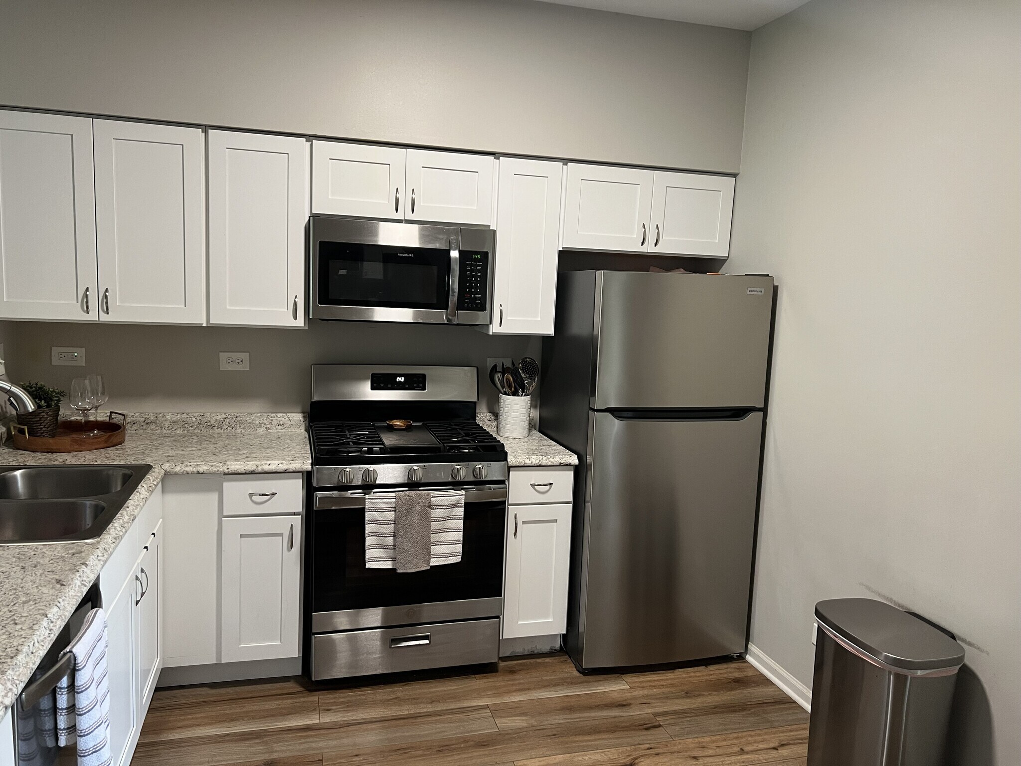 Building Photo - 2128 Fulham Dr