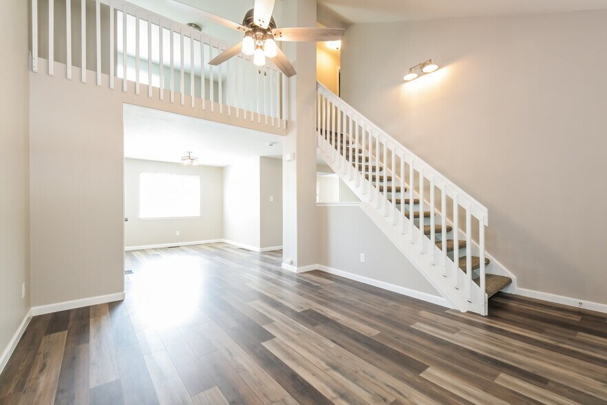 Building Photo - 12158 Hudson Ct