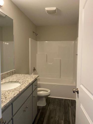 Building Photo - 1904A Sunnybrook Rd