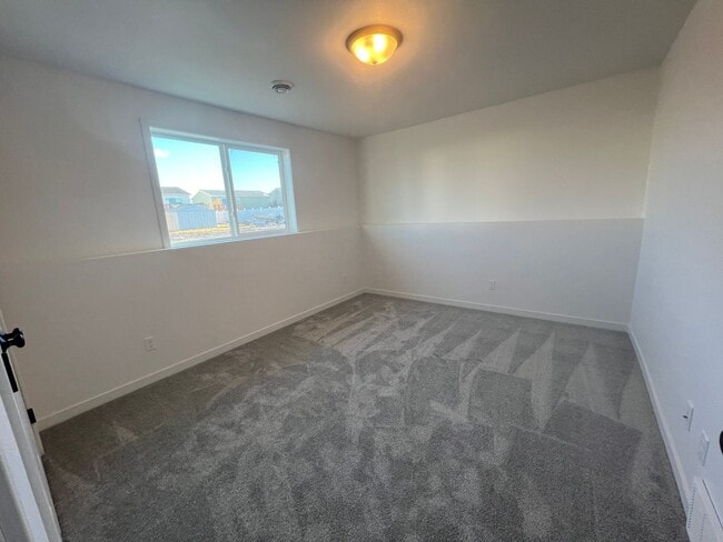 Building Photo - 3602 33rd St S