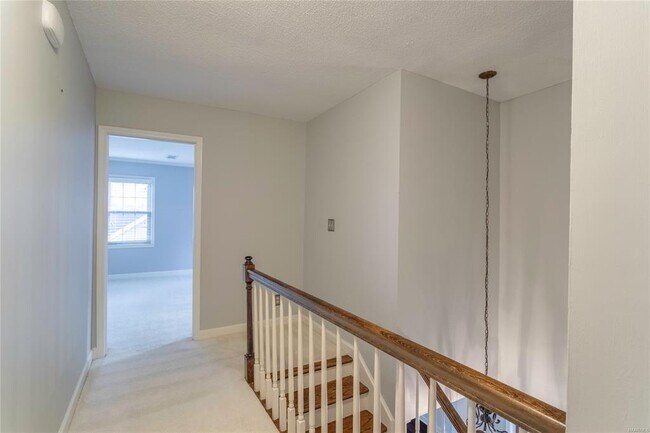 Building Photo - 149 Ledyard Dr