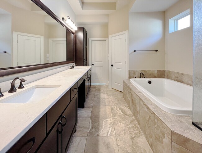 Building Photo - 5207 Gibson St