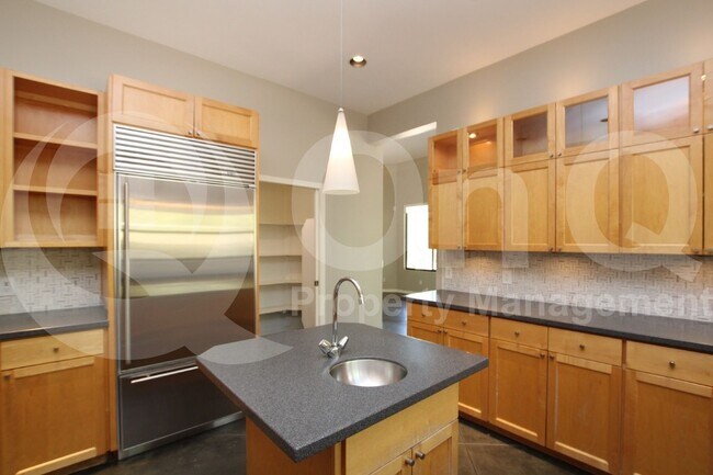 Building Photo - 5844 E Carefree Mountain Dr
