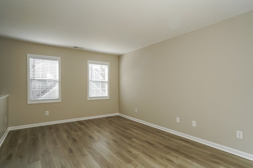Building Photo - 2529 Trailwood Hills Dr