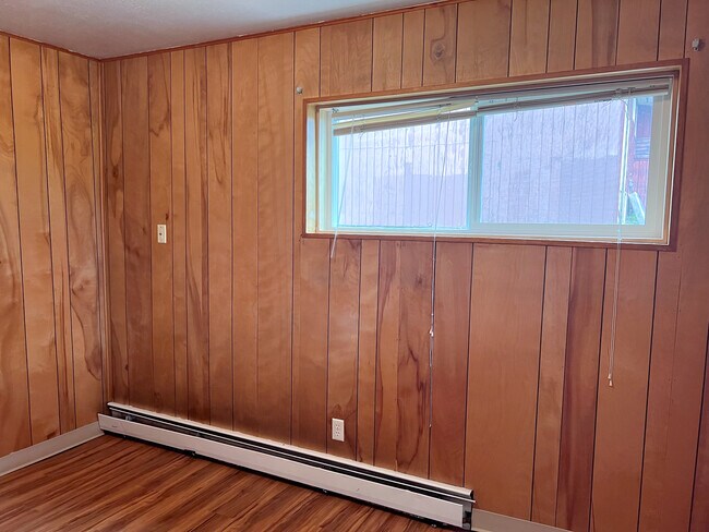 Building Photo - 4300 E 6th Ave