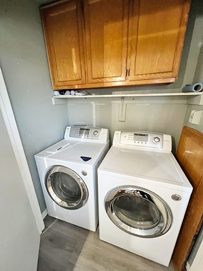 Building Photo - Great 2 Bdrm 1-1/2 Bath Condo at UNT in Denton, TX