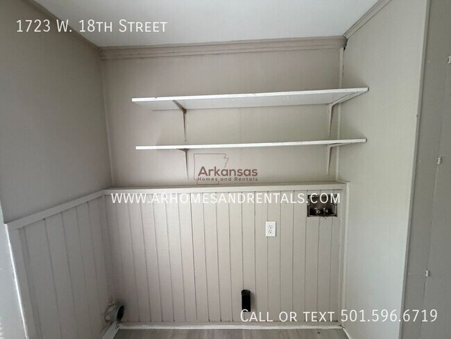 Building Photo - 1723 W 18th St