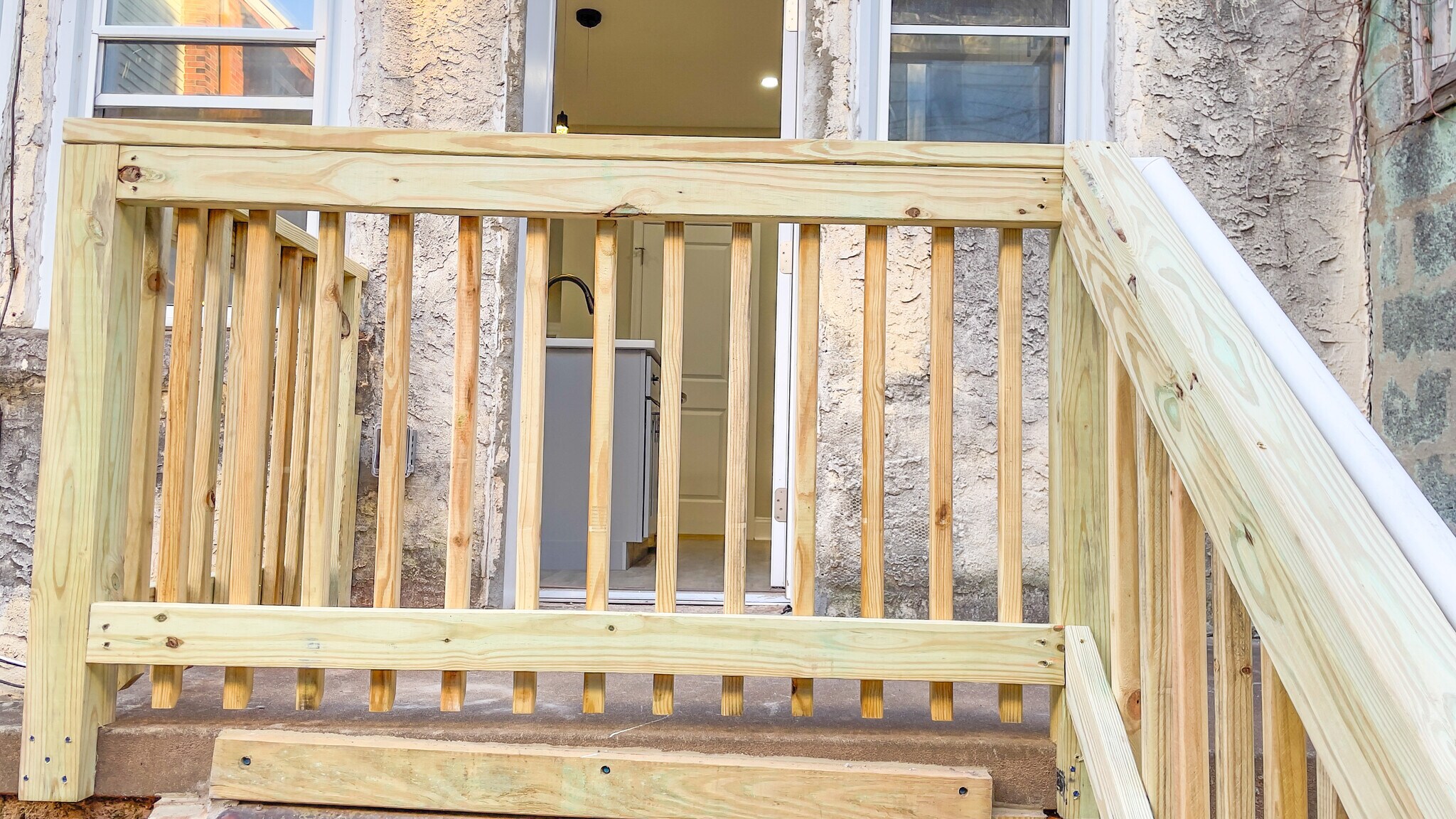Building Photo - 5823 Alter St