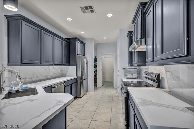 Building Photo - 3787 Budenny Dr