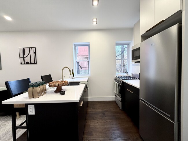 Building Photo - 272 Hoboken Ave