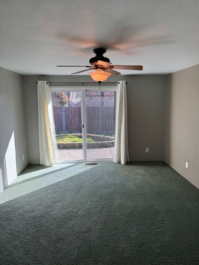 Building Photo - Three Bedroom house for lease in Old East ...