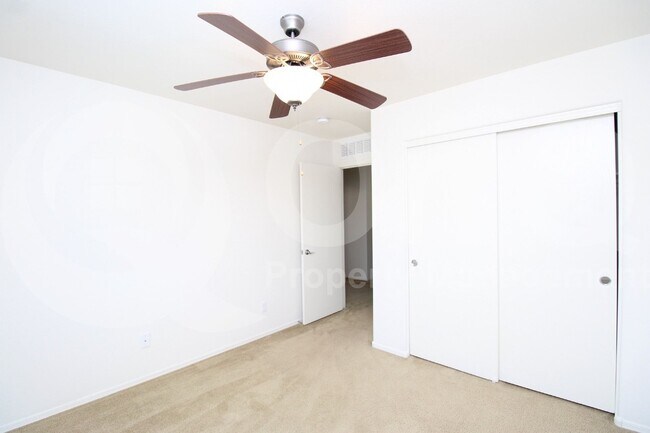 Building Photo - 2614 N 73rd Dr