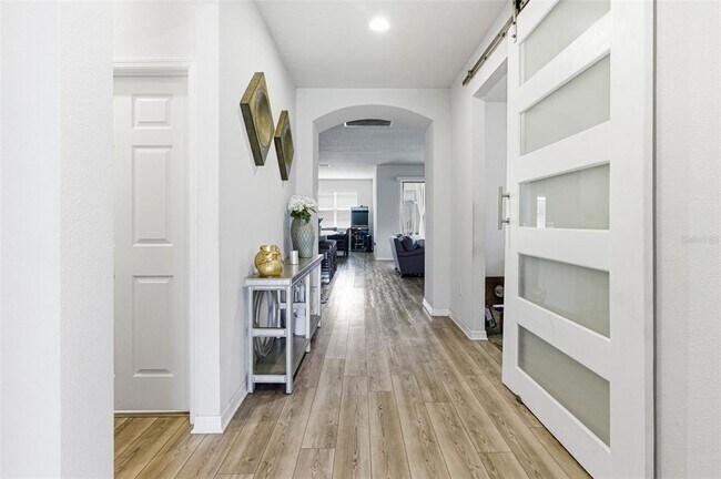 Building Photo - 5303 Levana St