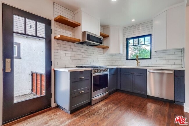 Building Photo - 3725 Edenhurst Ave