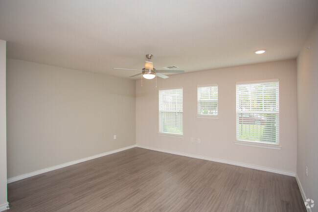 1BR, 1BA - 684SF - Canova Palms 55+ Living