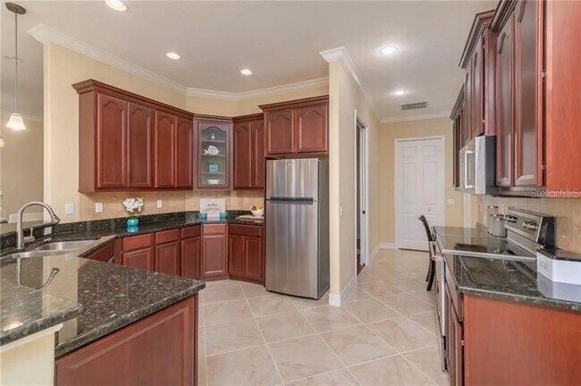 Building Photo - 3970 Serenity Cir