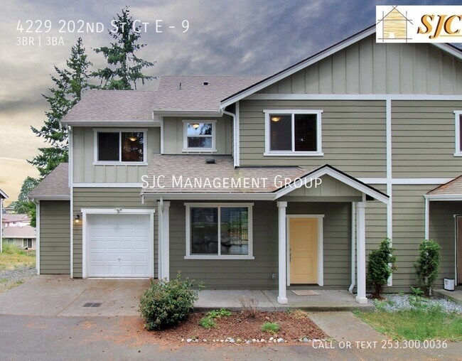 Beautiful and Modern Townhouse for Rent in... 4229 202nd St Ct E