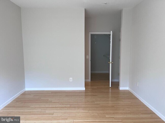 Building Photo - 1601 Spring Gate Dr.