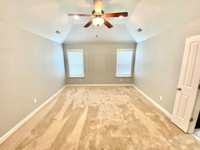 Building Photo - Now Availalbe In Horn Lake @ Nicole Place, 4-Bedroom 3 Bath Home