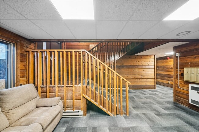 Building Photo - 1046 W 26th Ave