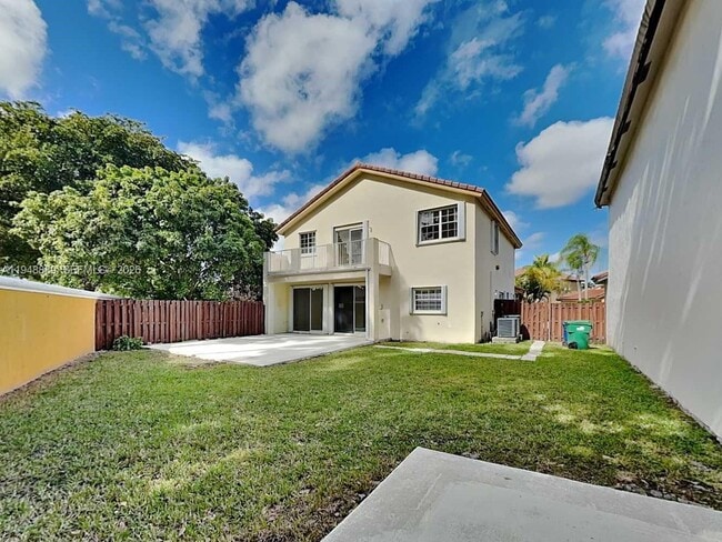 Building Photo - 12354 SW 143rd Ln