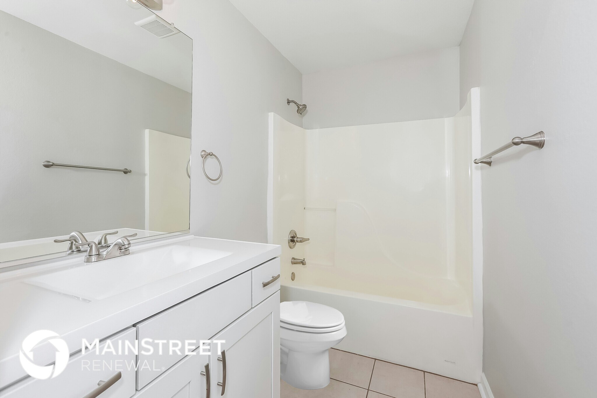 Building Photo - 1566 S Danielson Way