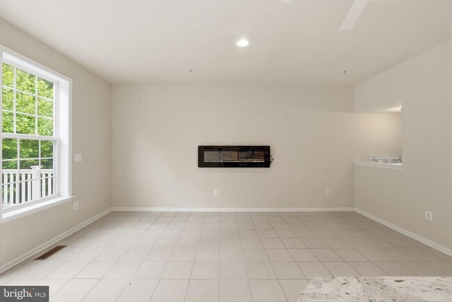 Building Photo - 4827 Forest Pines Dr