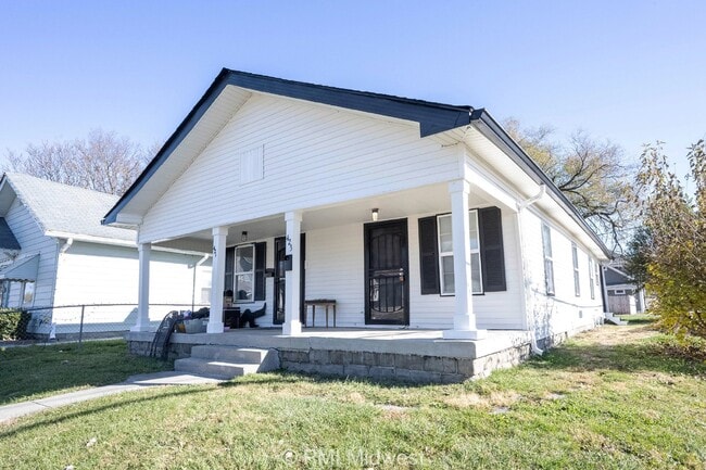 Building Photo - 1 Bedroom 1 bath