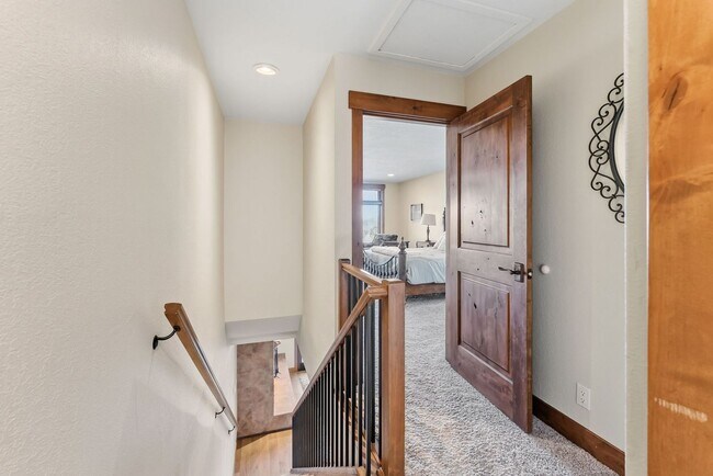 Building Photo - Breck 3-bedroom home with views! 12 month lease!