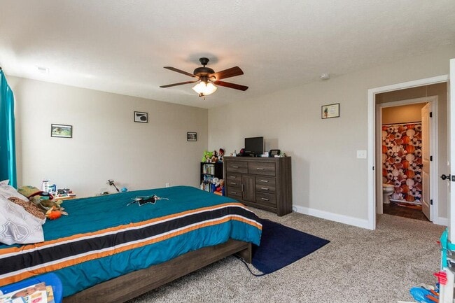 Building Photo - 3753 Tradewinds Terrace