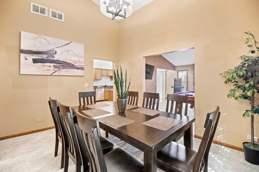 Building Photo - 308 Orchard Ln