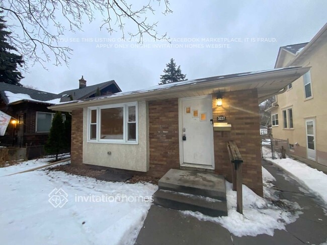 Building Photo - 3227 34th Ave S