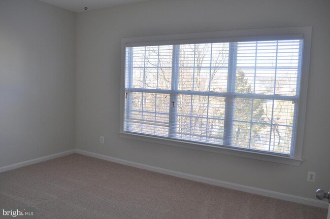 Building Photo - 22639 Tivoli Ln
