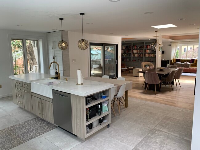 Building Photo - 4214 50th St NW