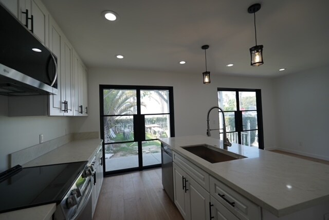 Building Photo - 10 Nieto Ave