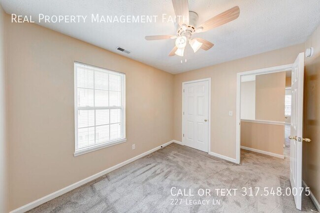 Building Photo - 227 Legacy Ln