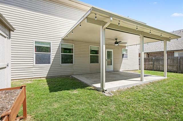 Building Photo - 1349 Hillside Dr