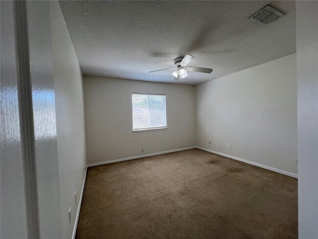 Building Photo - 554 Hiawatha Palm Pl