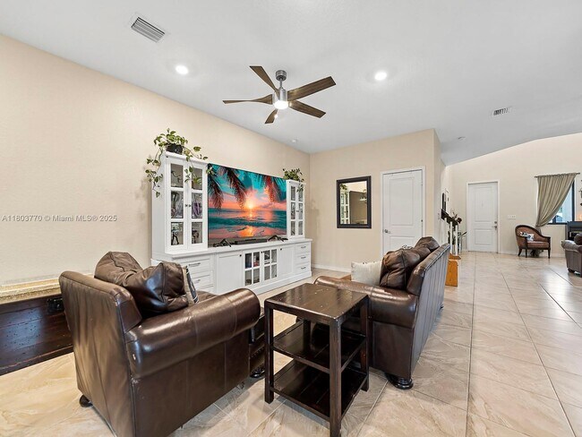 Building Photo - 16820 SW 109th Pl
