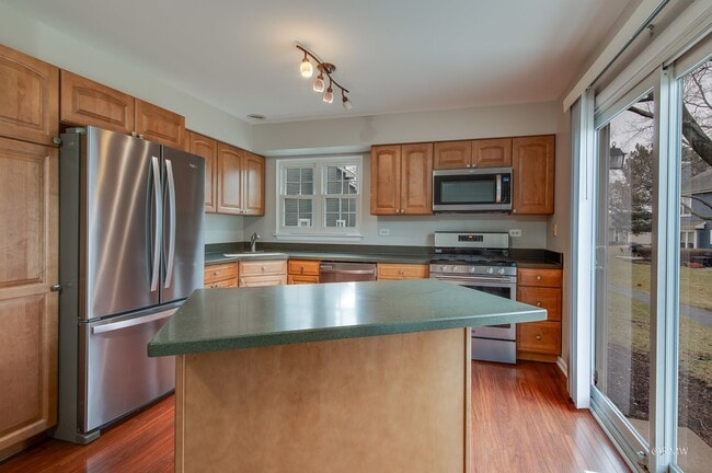 Building Photo - 1080 Rockport Dr