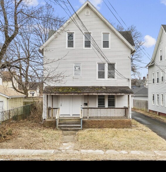 Primary Photo - 19 Cambridge St