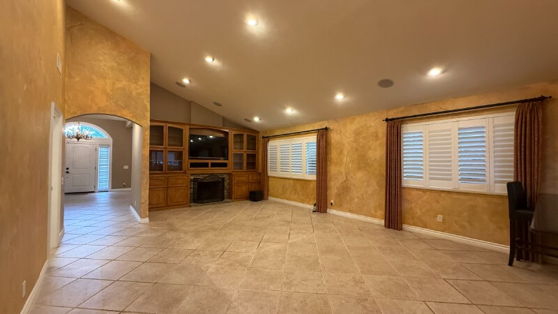 Building Photo - 5331 Tattershall Ave