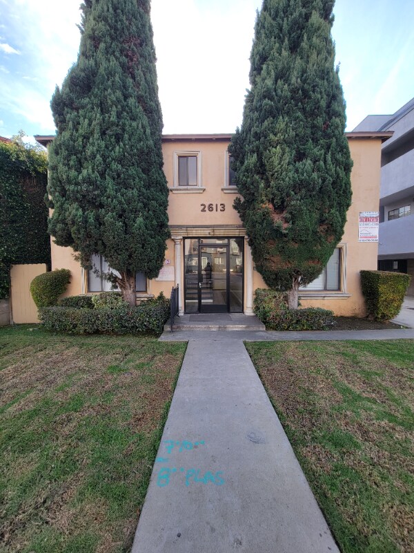 Building Photo - 2613 S Sepulveda Blvd