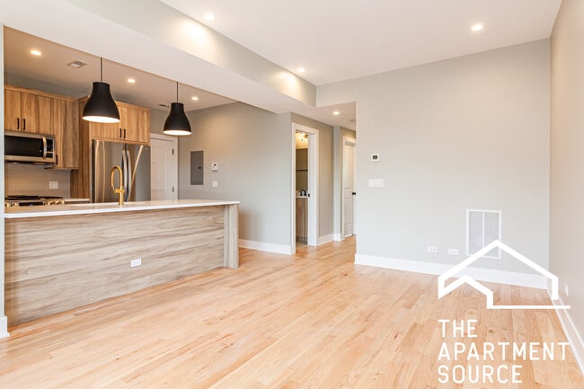 Building Photo - 2457 W Logan Blvd