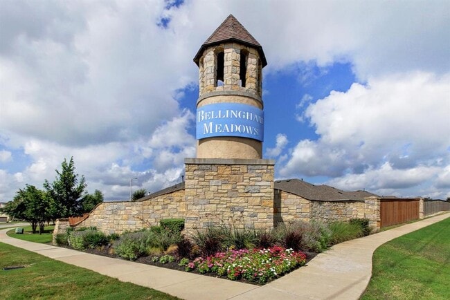 Building Photo - 7400 Longford Trail
