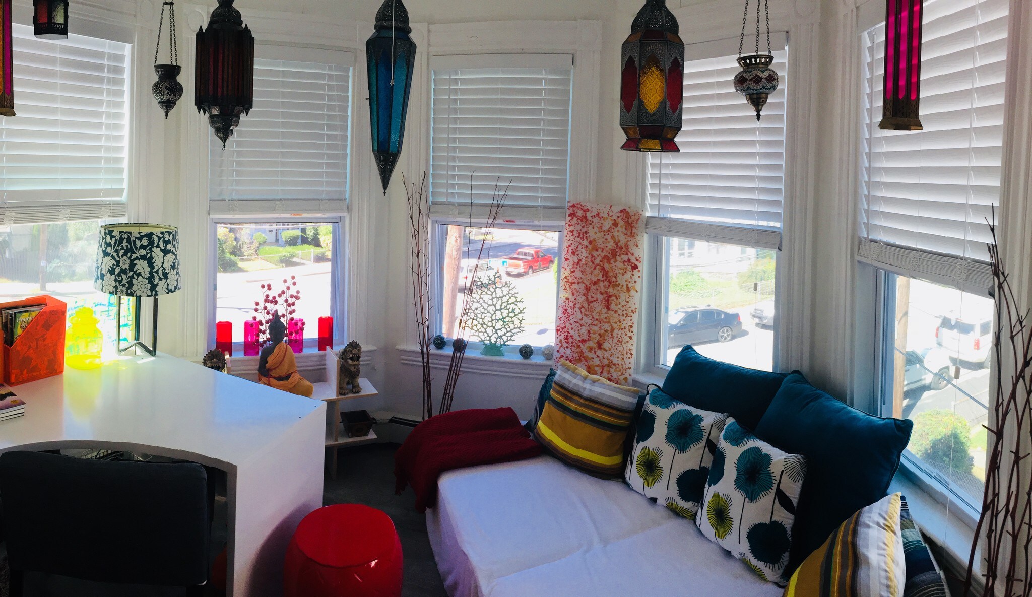 Turret Room - 342 Crescent St